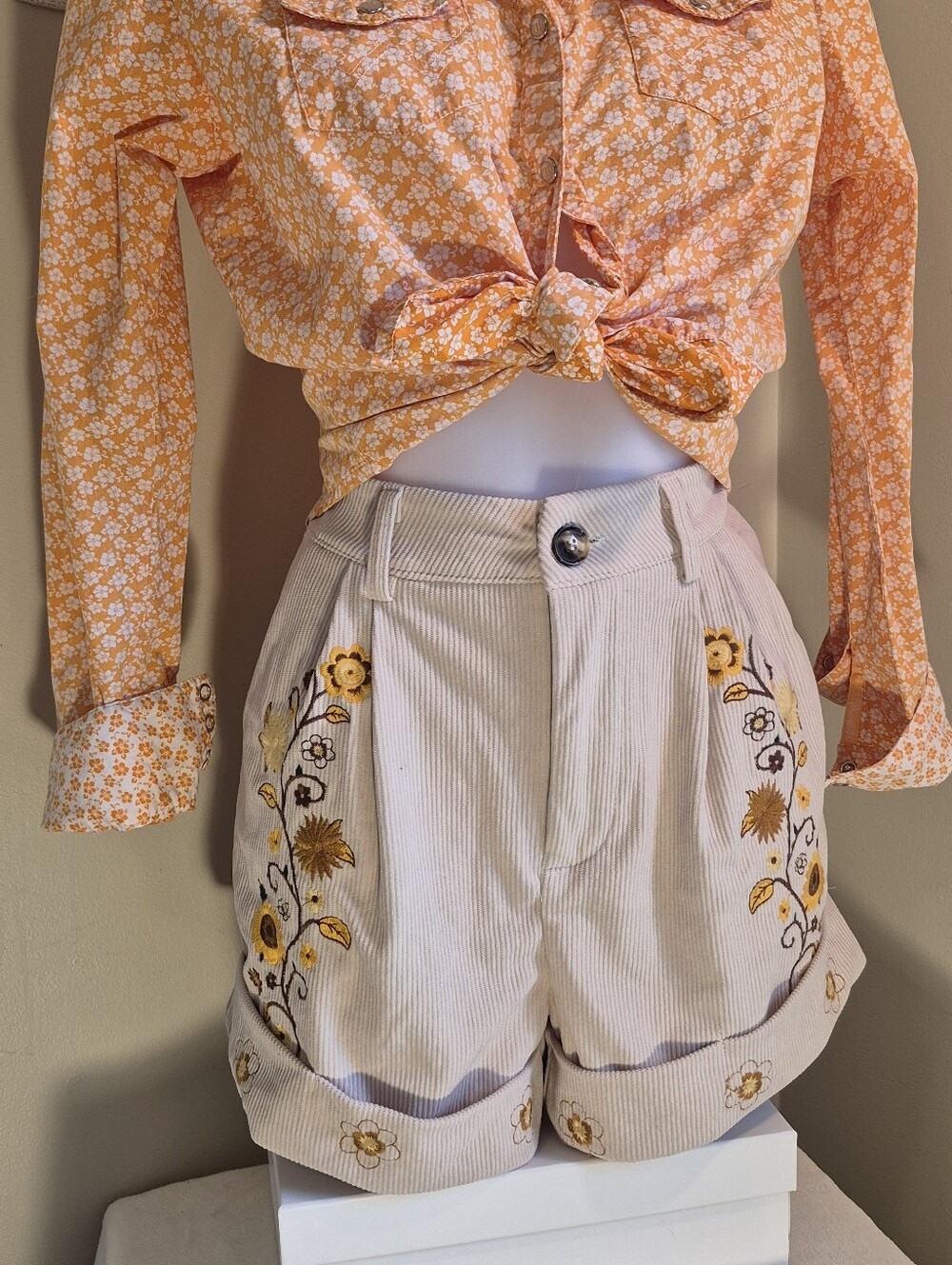 Cute Soft Corduroy Embroidered Shorts Floral Sunflower Summer Beach Festival